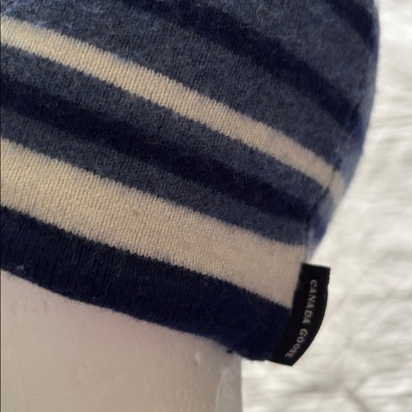 Canada Goose Wool Beanie - Picture 7 of 13